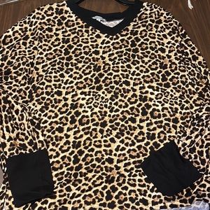 Leopard long sleeve top, size XL
